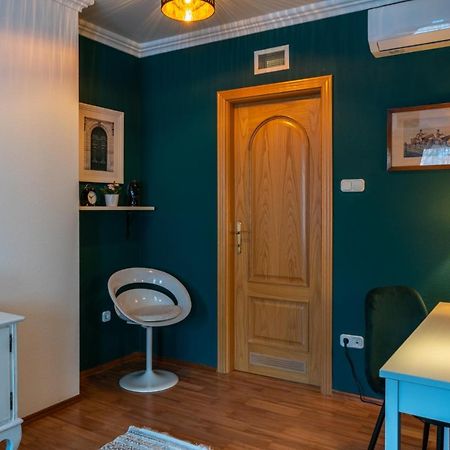 Romantic Studio Secret Garden Budapest Bagian luar foto